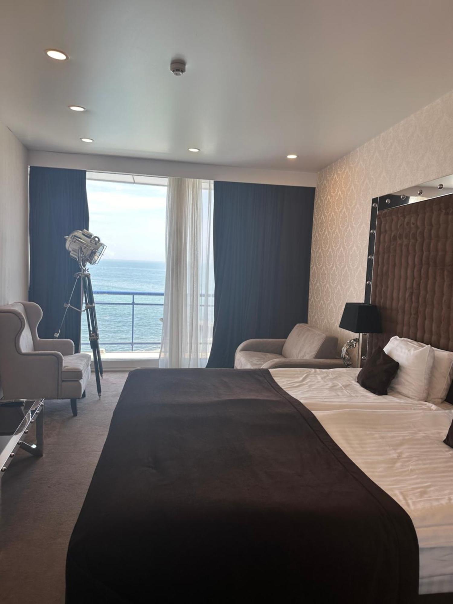 Maristella Marine Residense Hotel Apartment Odessa Exterior foto